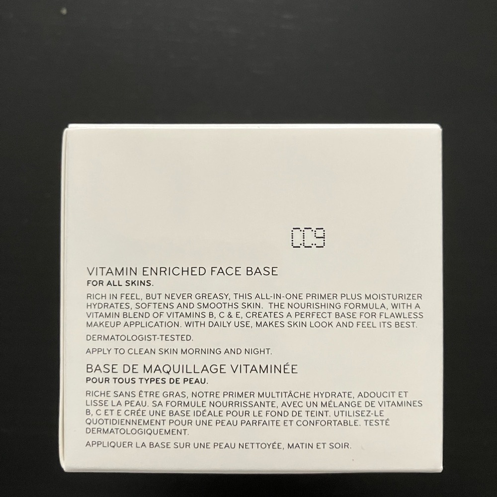 Bobbi Brown Vitamin Enriched Face Base, 1.7-oz - Picture 3 of 6